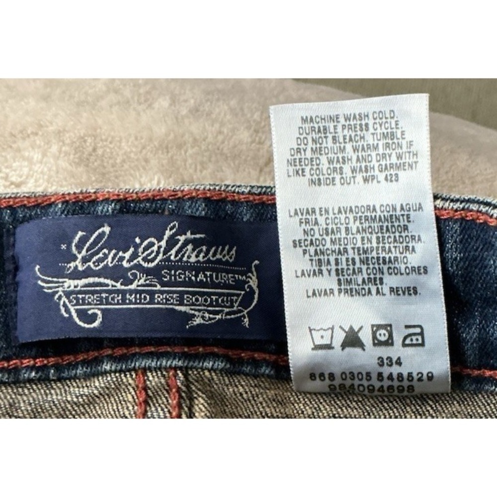 Levi Strauss & Co. Signature Jeans Womens Denim Stretch Mid Rise Bootcut Size 16 - Picture 6 of 6